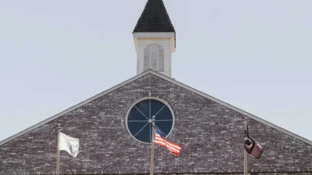 Colonial Hotel exterior