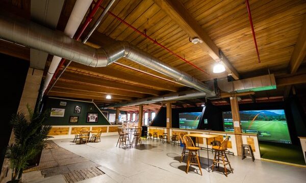 mullys-indoor-golf-1